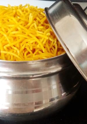 સેવ(Sev Recipe in Gujarati) રેસીપી મુખ્ય ફોટો