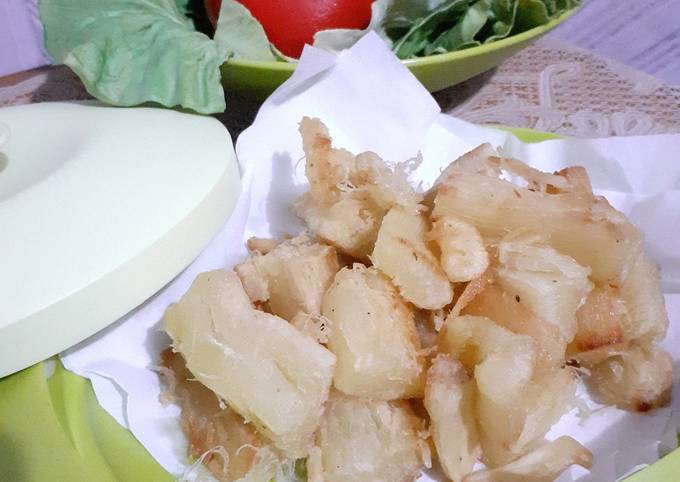 cemilan : singkong goreng empuk tanpa kukus (ubi goreng) - resepenakbgt.com