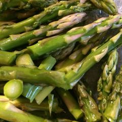 A picture of Leftover Hen In Cream Soup With Asparagus And Capers.