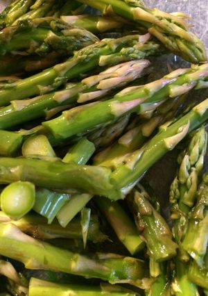 A picture of Leftover Hen In Cream Soup With Asparagus And Capers.