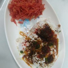 A picture of Dahi Wada.