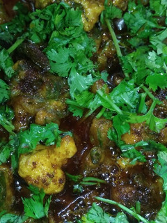 ઊંધિયું (Undhiyu Recipe In Gujarati) રેસીપી મુખ્ય ફોટો