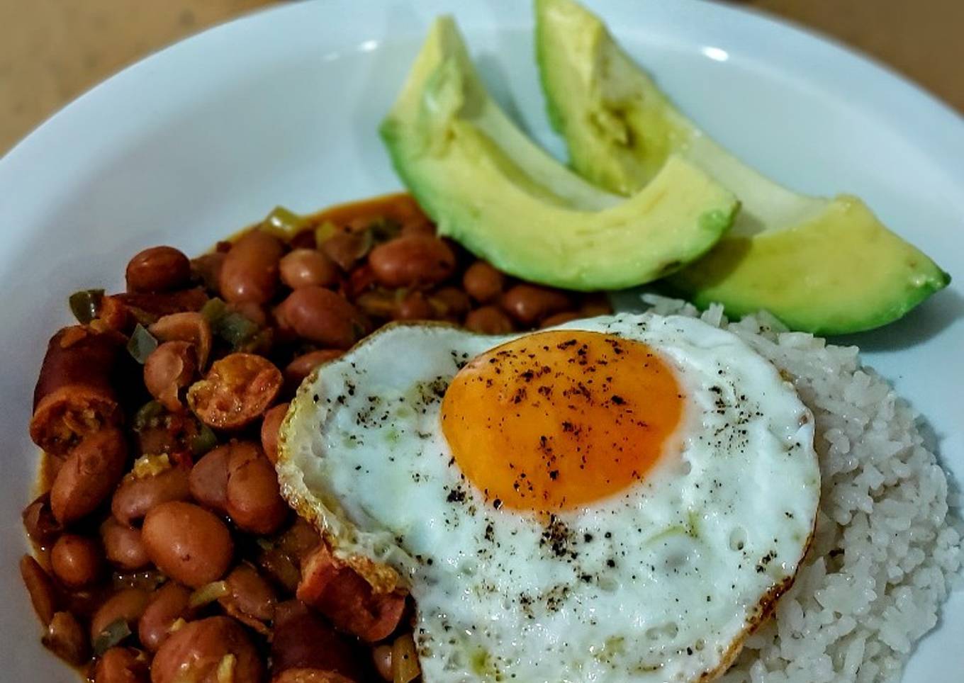 CARGAMANTO Con🍳Huevo frito...!😋