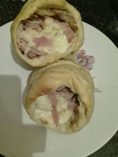 Una foto de Cono pizza con orégano