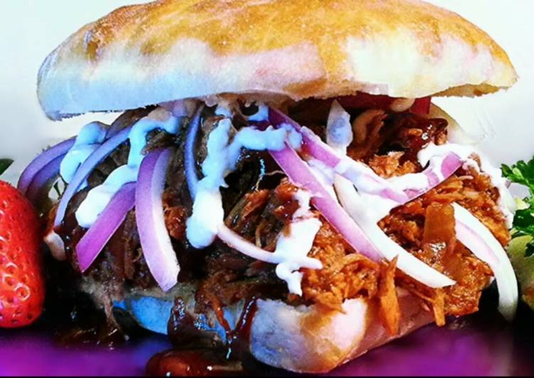 How to Prepare Yummy Mike&#39;s Sloppy Sow BBQ Pulled Pork Sandwiches