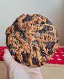 Mega cookie marmolada y saludable de avena y maní