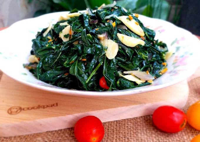 Bagaimana Menyiapkan Sayur Daun Singkong Bumbu Rajang#Jukut Don Sela Base Rajang yang Enak Banget