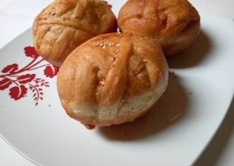 Egg rolled bread