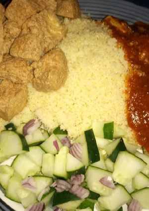 A picture of Spicy buttered white couscous.