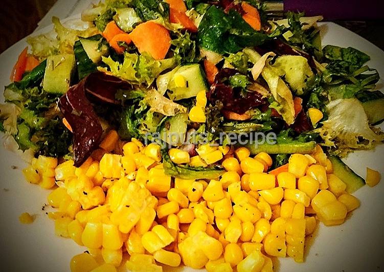 Classic French Salad with Corns