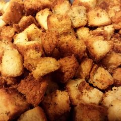 A picture of Croutons.