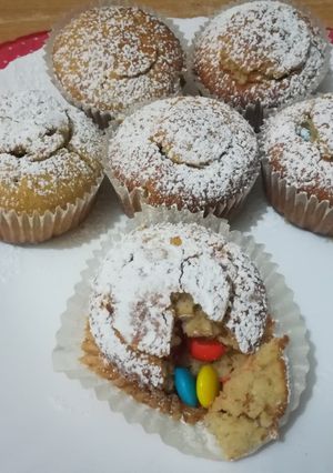 A picture of Vanilla cupcakes.