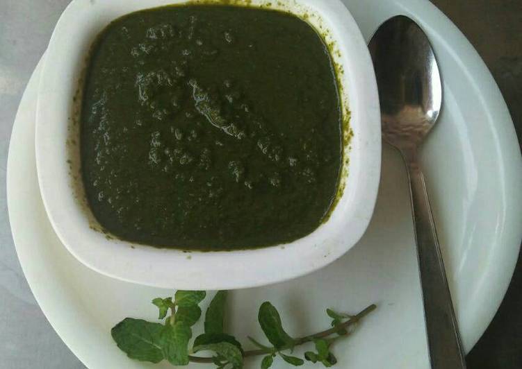 Recipe of Super Quick Homemade Pudine ki chutney