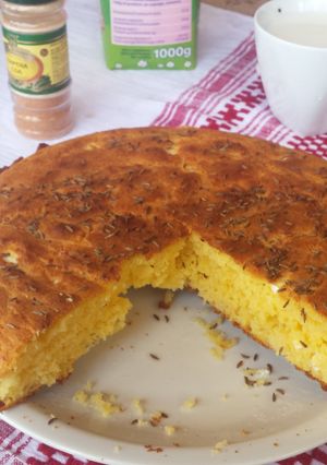 A picture of Cornbread Pie.