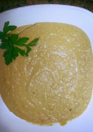 A picture of Chick pea pureè.