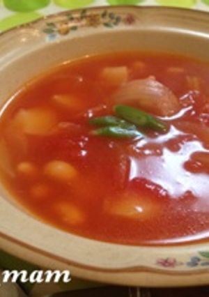 A picture of Hot and Warming Minestrone Soup.