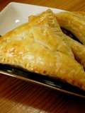 With Puff Pastry and a Chocolate Bar ☆ Triangle Chocolate Pies▲