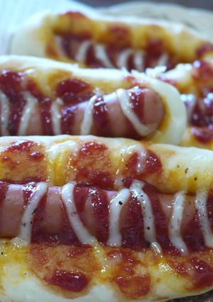 A picture of Easy Sausage Bread.