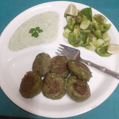 A picture of High Protein & Fiber Rich Quinoa Tikki Under 30 Minutes With Minty Dip --- Ekadashi Green Platter.
