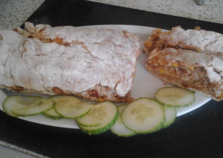 My Roly Poly Tuna Sweetcorn Pizza ππ