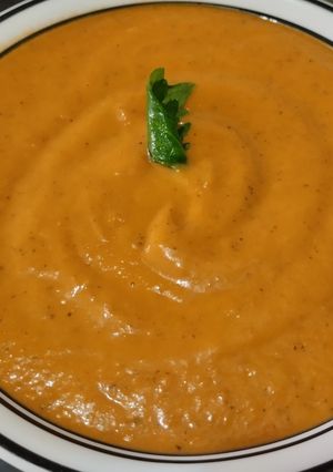 Una foto de Salsa de vegetales para pastas, vegetales, carnes🍲🍛🥘