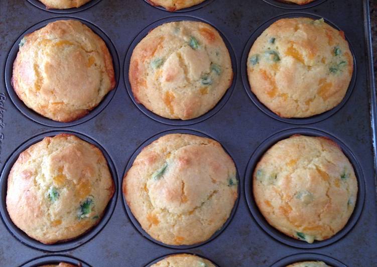 Jalapeno Cheddar Cornbread Muffins