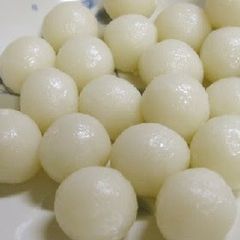 Steamed and Delicious Basic White Dango A picture of Steamed and Delicious Basic White Dango.