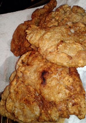 A picture of Southern Cast Iron Fried Pork Chops.