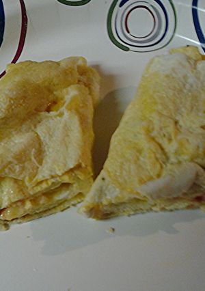 A picture of Reverse fried egg salad.