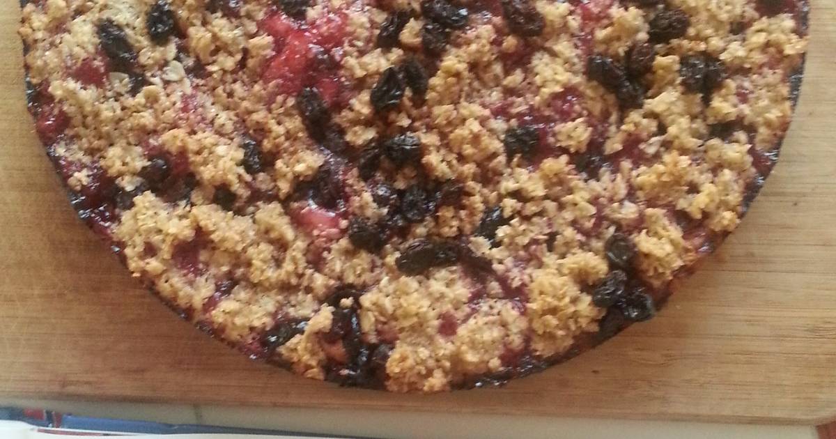 Norwegian Lingonberry Pie w/streusel topping
