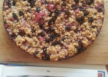 Ultimate Serving Recipe Norwegian Lingonberry Pie wstreusel topping Delicious and Healthy