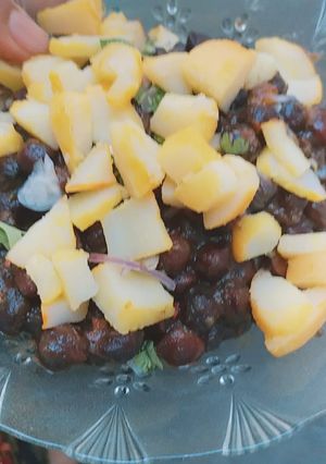 A picture of Chatpati chat.
