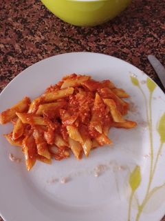 Una foto de Macarrones con Atún