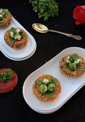 পালক পনির বার্ড নেস্ট (palak paneer bird nest recipe in Bengali) রেসিপির প্রধান ছবি