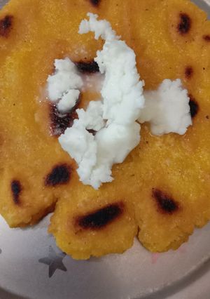 A picture of Makki Roti.