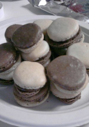 A picture of Basic French Macarons.