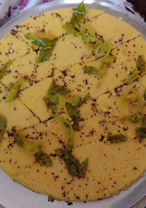 A picture of Khaman Dhokla.