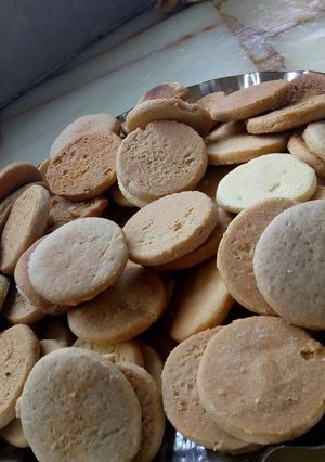 Una foto de Galletitas mitad de chocolate y mitad vainilla
