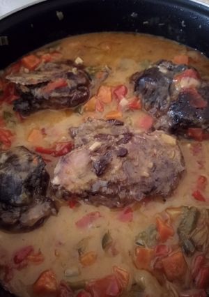 Una foto de Galtas ó carrilleras de ternera con verduras