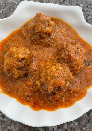 દૂધી કોફતા કરી (Dudhi Kofta curry Recipe in Gujarati) રેસીપી મુખ્ય ફોટો