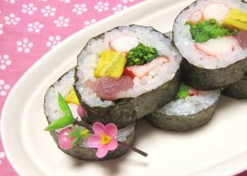 The New Way Serving Recipe Dolls Festival Seafood Futomaki Sushi Rolls with Nanohana Yummy