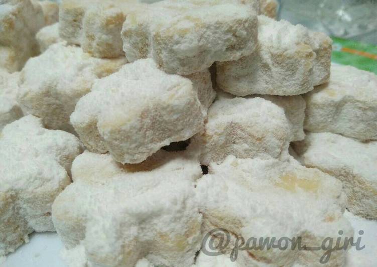 Resep Kue Putri Salju Keju oleh Mrs.Riksana - Cookpad