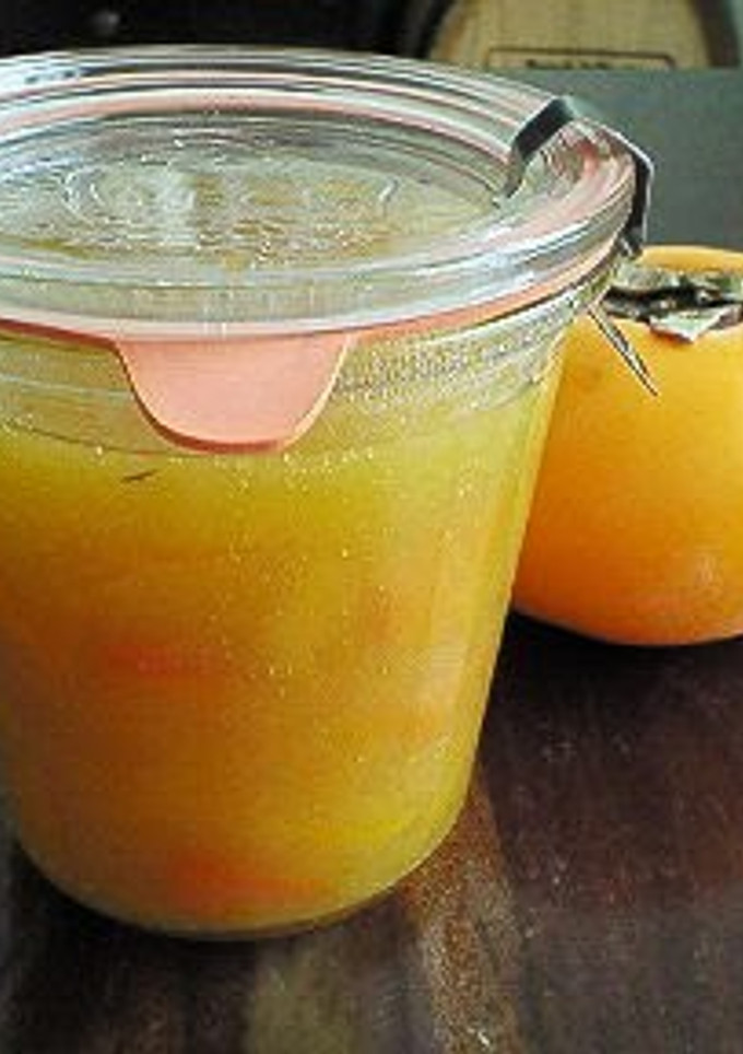 A picture of Simple Persimmon Jam.