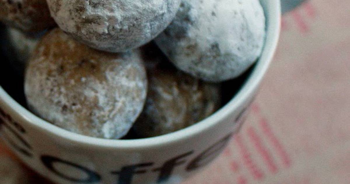 With Vegetable Oil Coffee Snowball Cookies Recipe by cookpad.japan