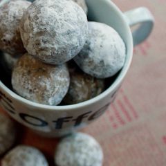 A picture of With Vegetable Oil Coffee Snowball Cookies.