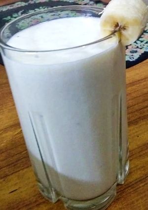 A picture of 🥛BANANA LASSI 🥛.
