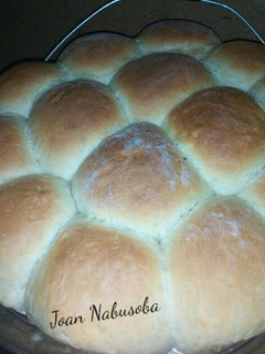 A picture of White Bread Buns.