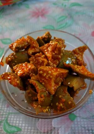 A picture of Kera (mango)pickle.