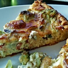 A picture of Quiche Mushroom, Gorgonzola, Bacon.