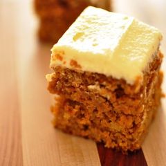 A picture of American-style Carrot Cake.